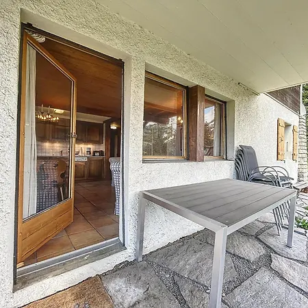 Fanie Rez アパート *